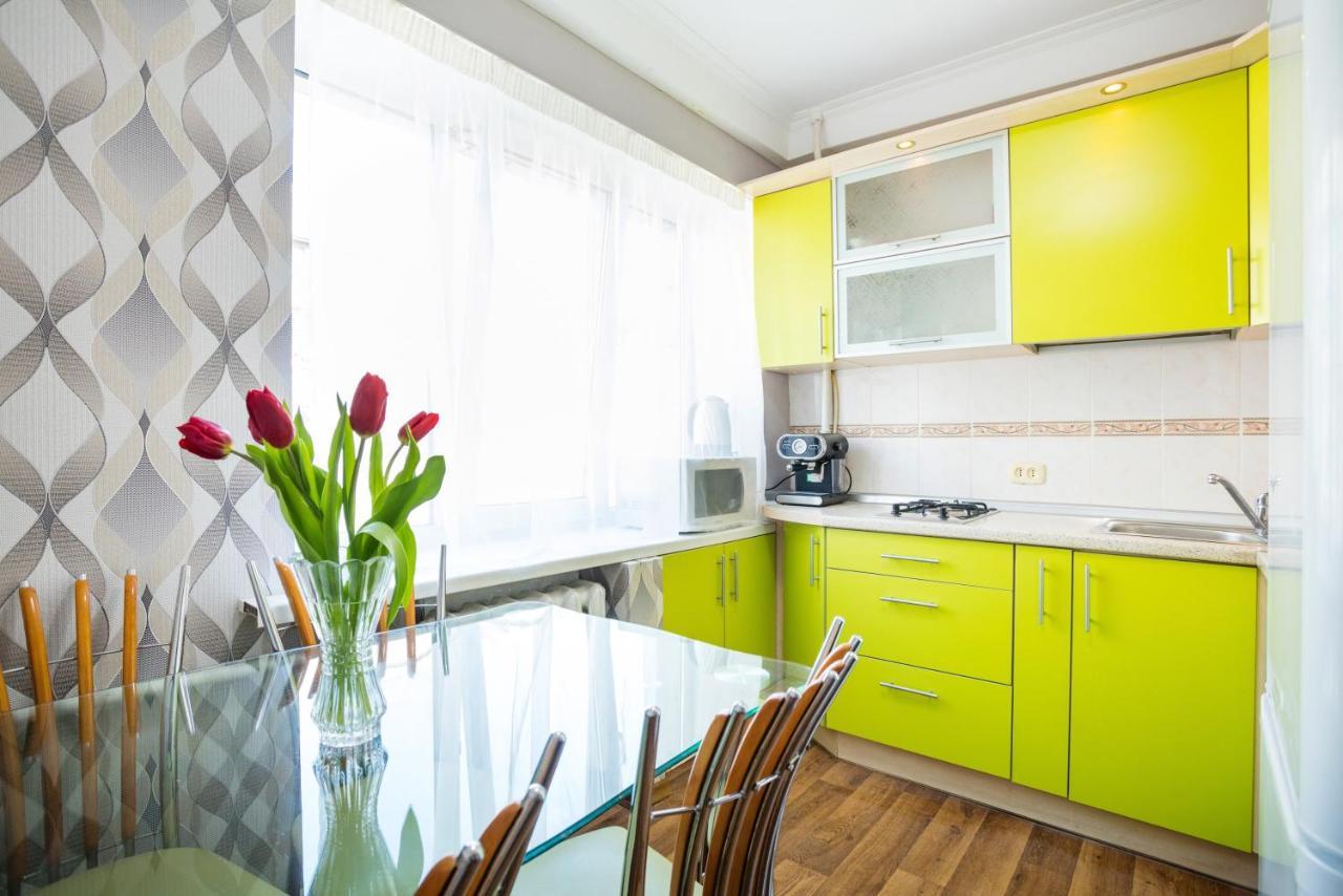 Apartment Near Metro Pecherskaya Kijów Zewnętrze zdjęcie