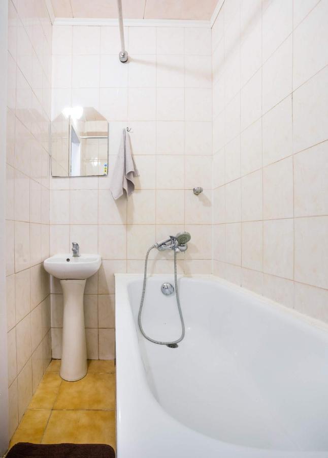 Apartment Near Metro Pecherskaya Kijów Zewnętrze zdjęcie